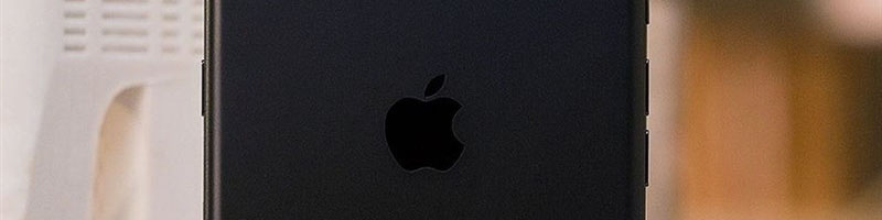 اپل در نخستین روز عرضه آیفون 8 شرمنده شد